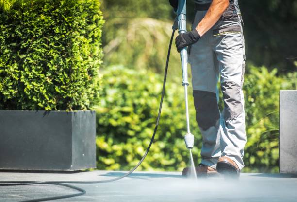 Professional Pressure Washing Services in Taft Heights, CA